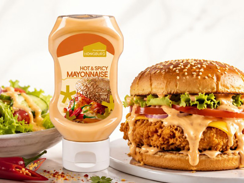 Reichhaltige und cremige, scharfe und würzige Mayonnaise